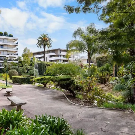 Apartment The Du Comte - Private Terrasse And Park View Cannes